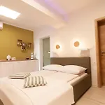 Apartament Enna *