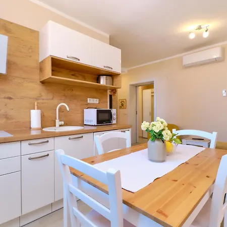 Enna Apartment